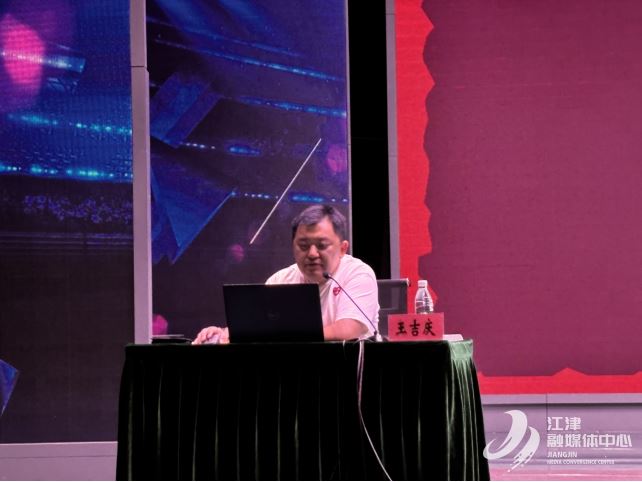 “三秒钩子”遇上“语势金字塔”江津融媒实战营“双轨教学”赋能未来传媒人