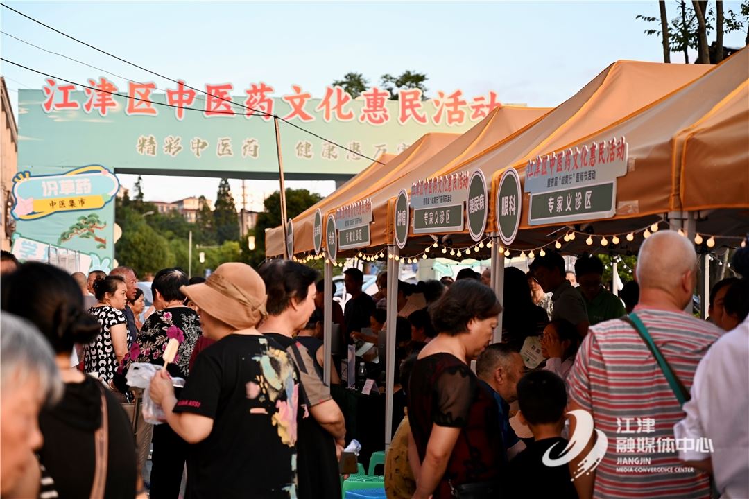 资源跟着需求走 区中医院分院在柏林镇东胜场开诊