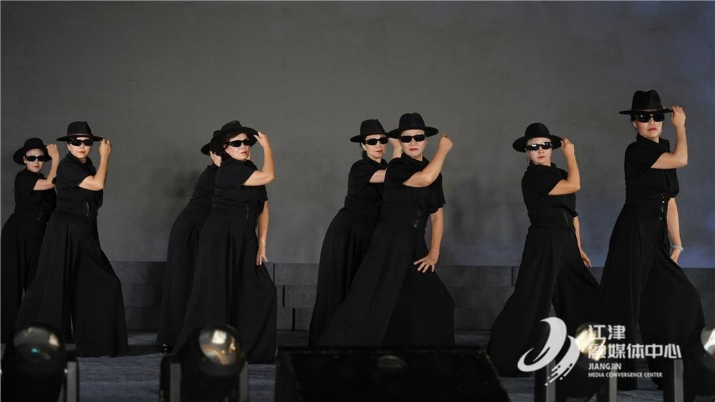 笔架山公园上演“银发盛宴”  ，四面山“旅教康养”模式获赞