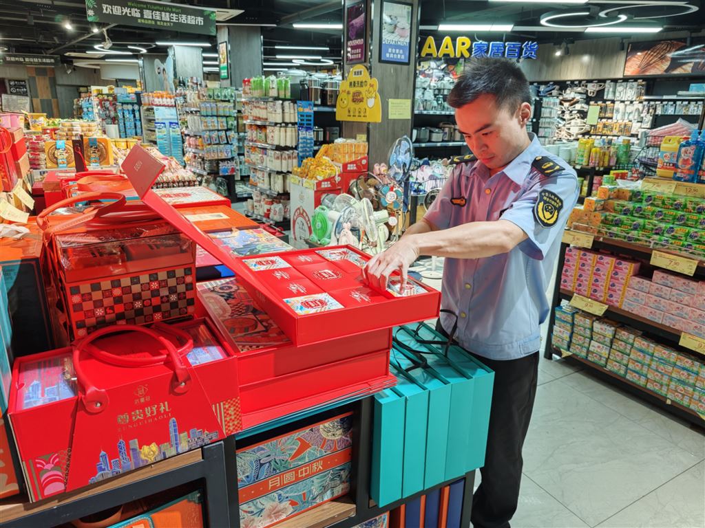 吴滩镇开展节前食品安全专项检查