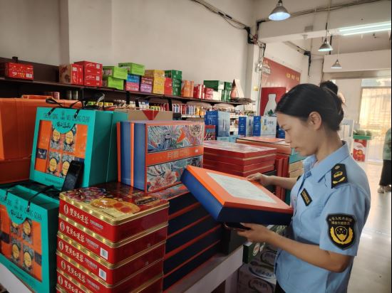朱杨镇开展月饼市场价格和过度包装专项检查行动