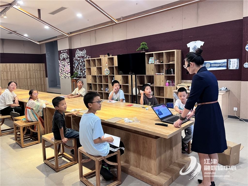 区博物馆:社会教育活动庆双节