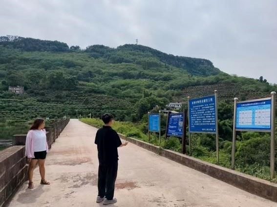 油溪镇水利服务中心扎实开展村居水库日常巡查