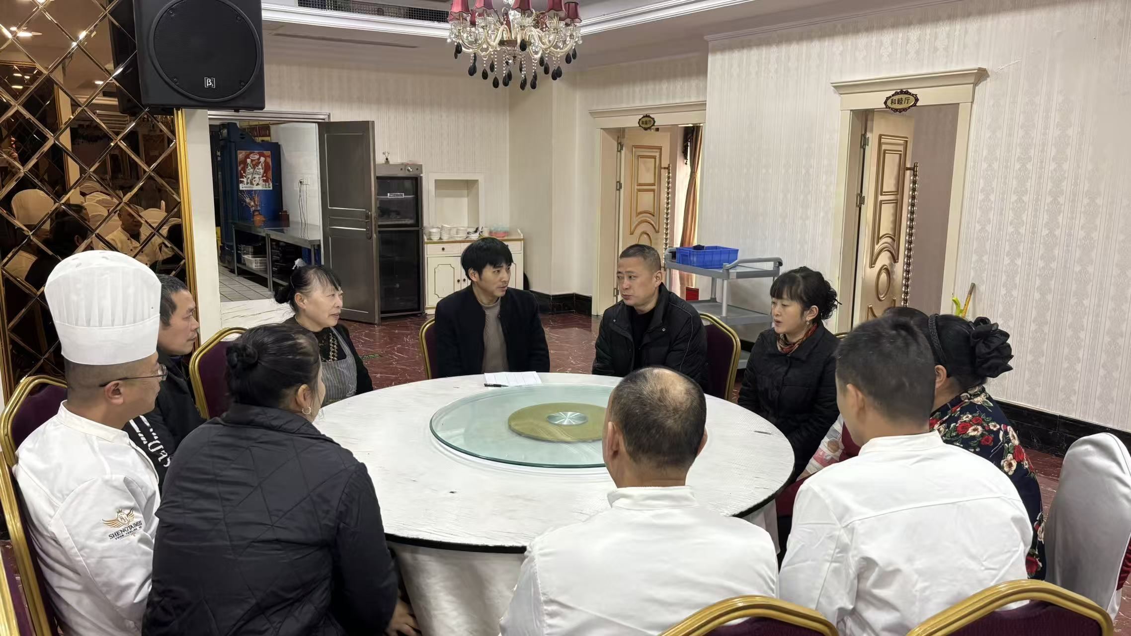 西湖镇开展冬季食品药品安全提醒行动