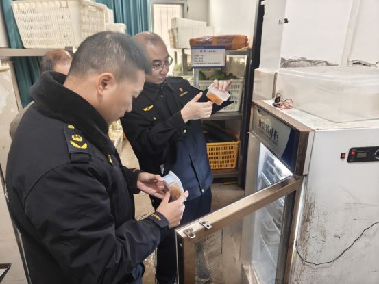 慈云镇扎实推进食品安全“八项整治”行动成效显著