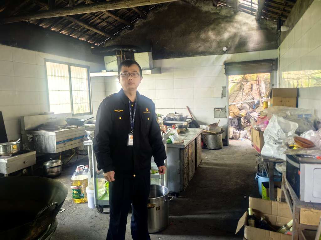 贾嗣镇：持续守护农村地区食品安全