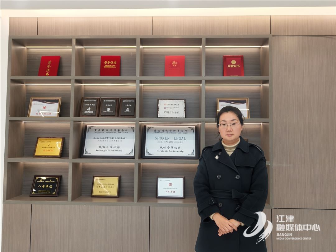 【委员风采】辜文跃:尽责履职显担当 “律政先锋”展风采