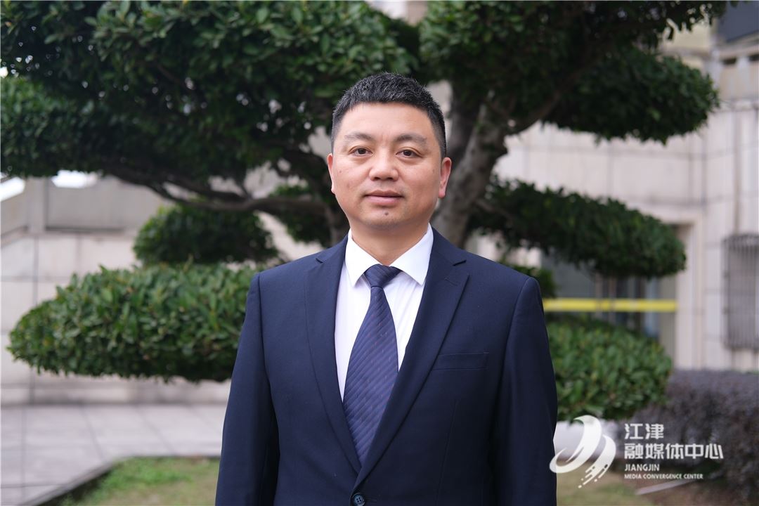 【代表风采】杨晓军：扎根枢纽港城，情系民生福祉