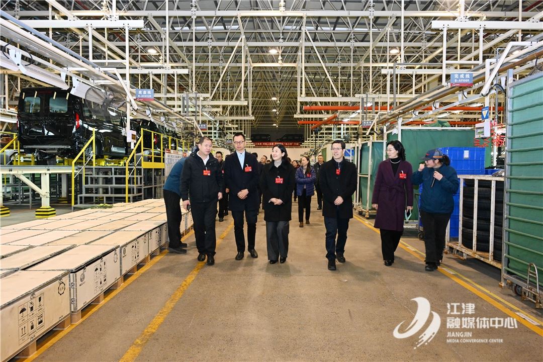 区政协委员集中视察  感受江津高质量发展强劲动能