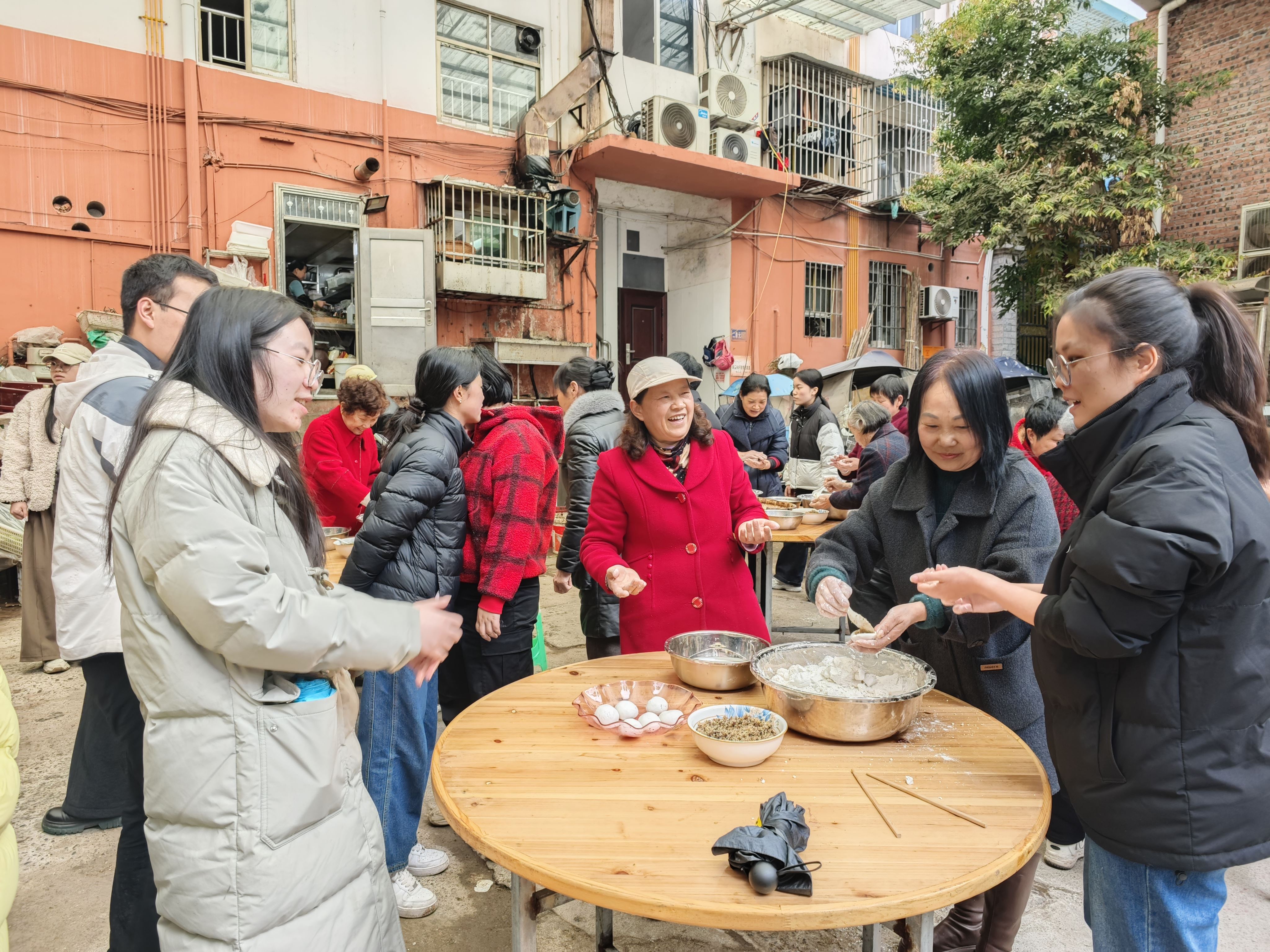 石蟆镇开展“我们的节日·元宵”主题活动