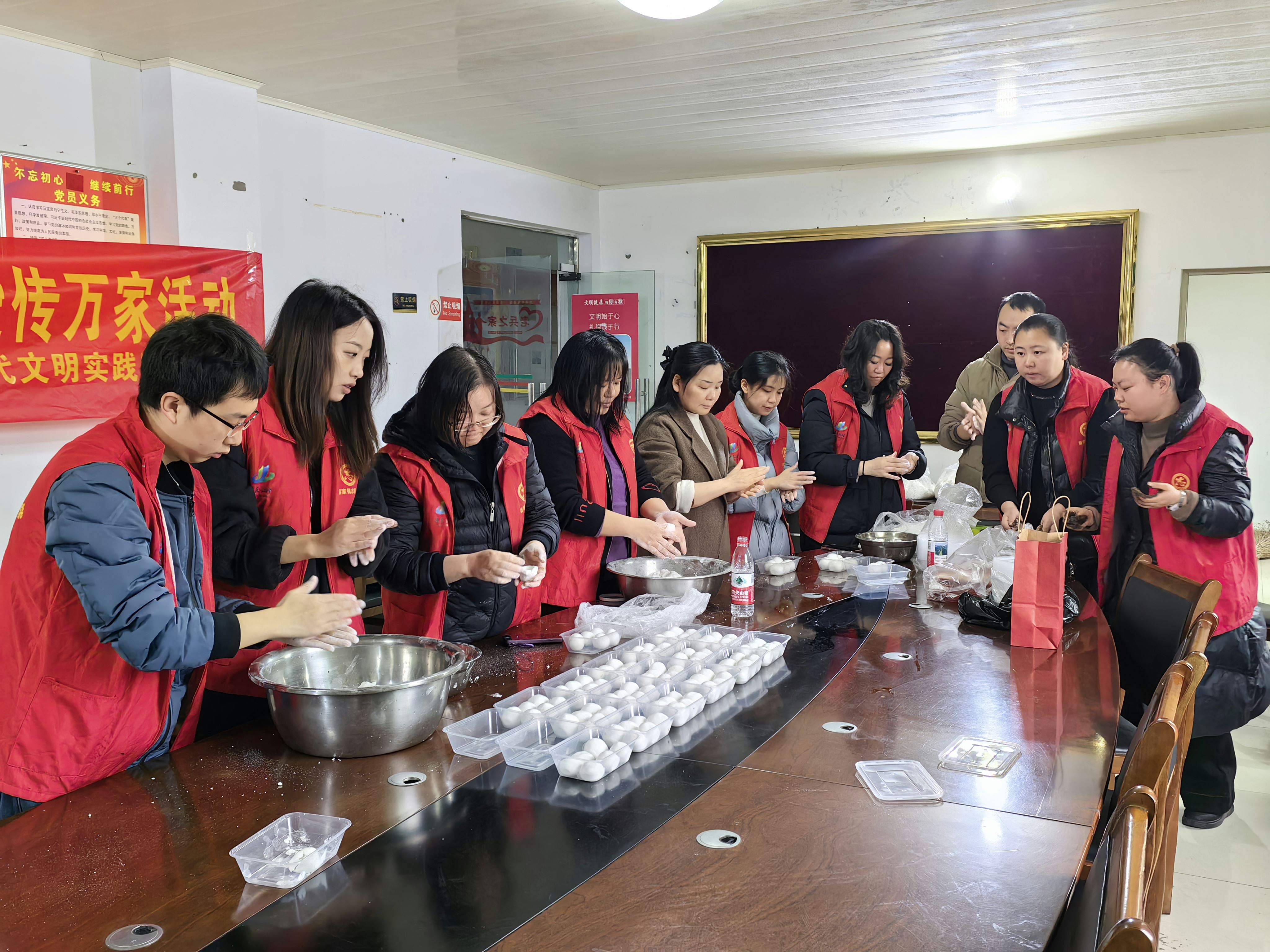 蔡家镇开展“我们的节日·元宵”活动