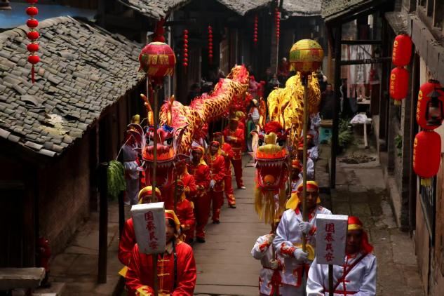白天赏非遗，晚上看炸龙，塘河元宵节攻略来了！