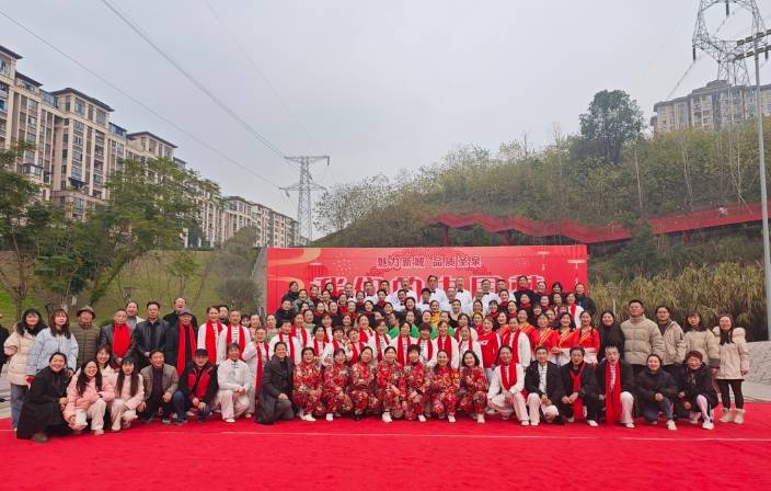 圣泉街道海惠社区:迎新春文化惠民活动,跨年夜惊喜点亮万达