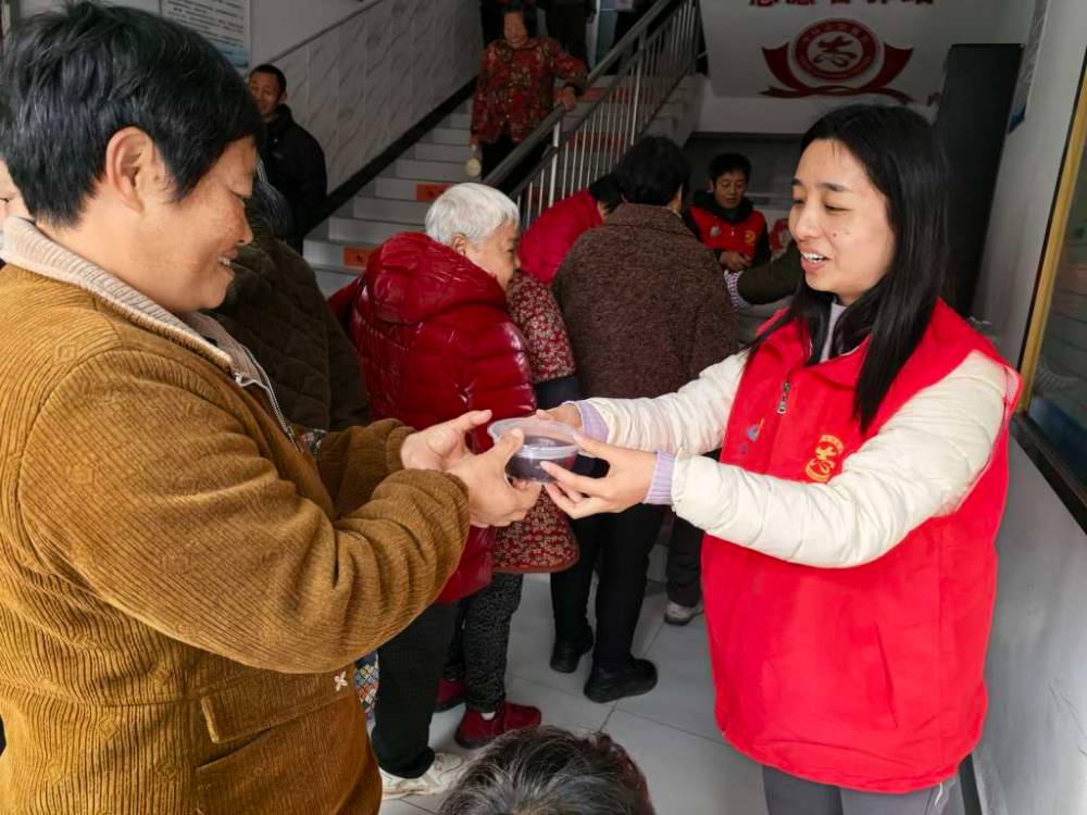 夏坝镇举办“我们一起过腊八”文化活动